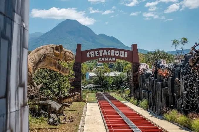 Jatim Park 3 (Dino Park & The Legend Stars)