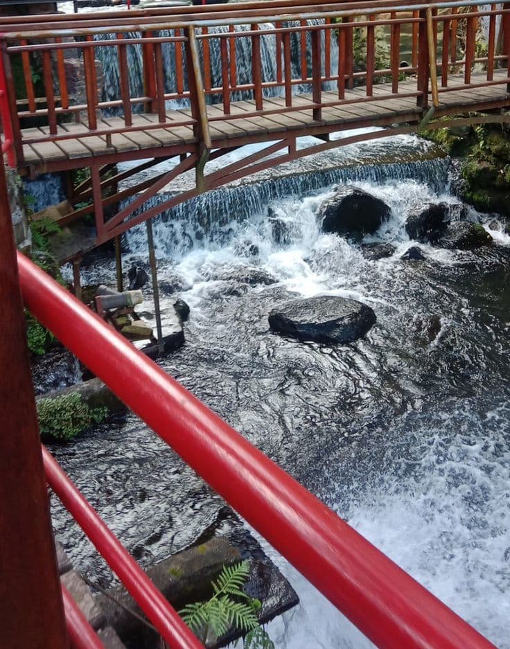 Tanaka Waterfall