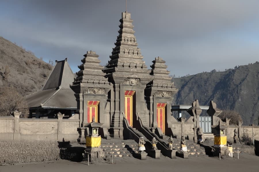 Pura Luhur Poten
