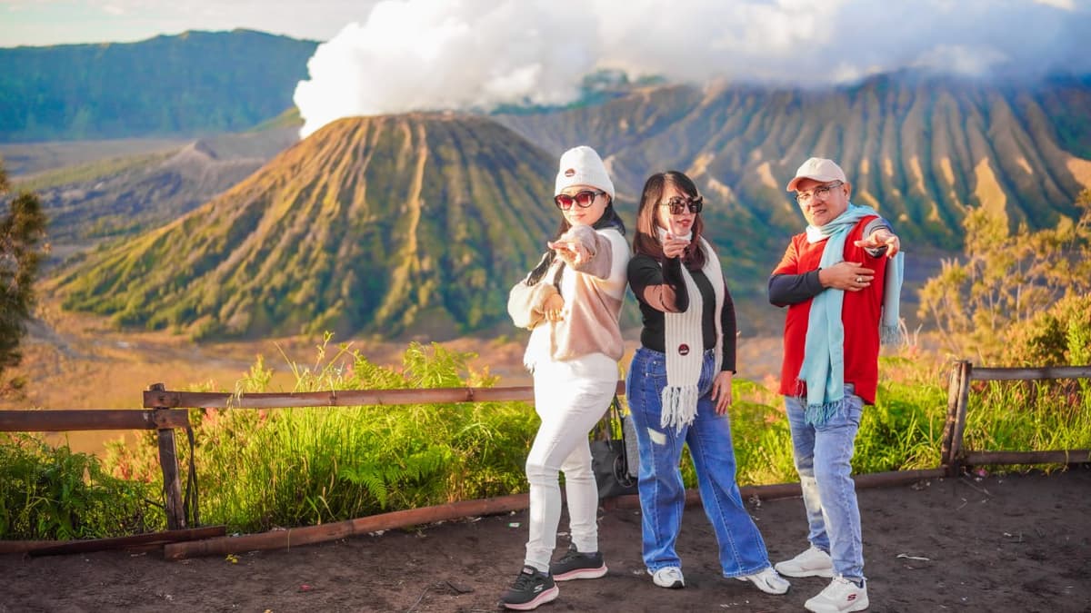 Sunrise Point Love Hill