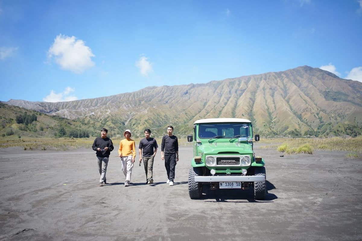Sewa Jeep Malang Start 1jt an aja