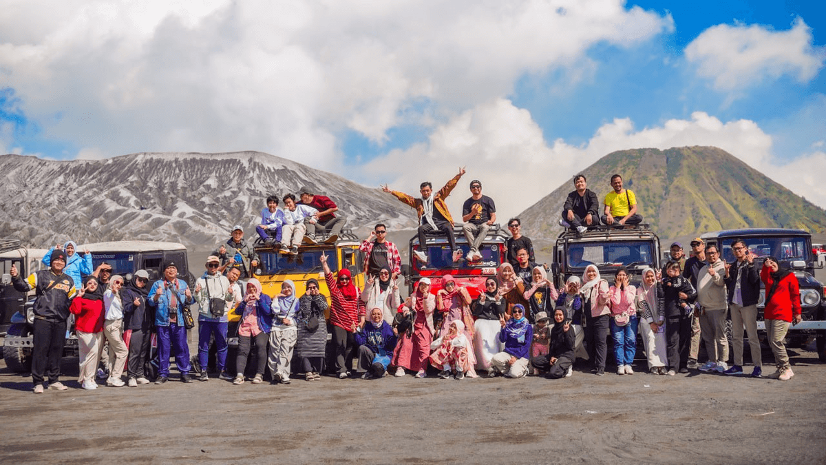 Sewa Jeep Bromo untuk Rombongan dan Grup Besar
